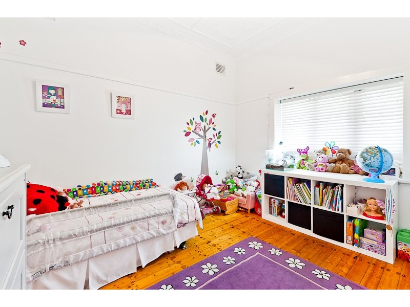 7 Station Street, Concord NSW 2137