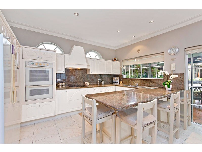 4 Collingwood Avenue, Cabarita NSW 2137