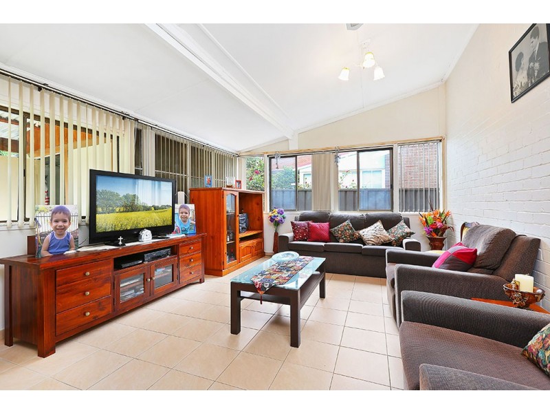 8 Lloyd George Avenue, Concord NSW 2137