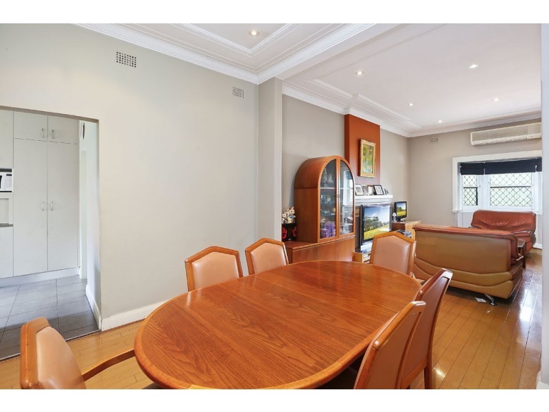 22 Loch Maree Parade, Concord West NSW 2138