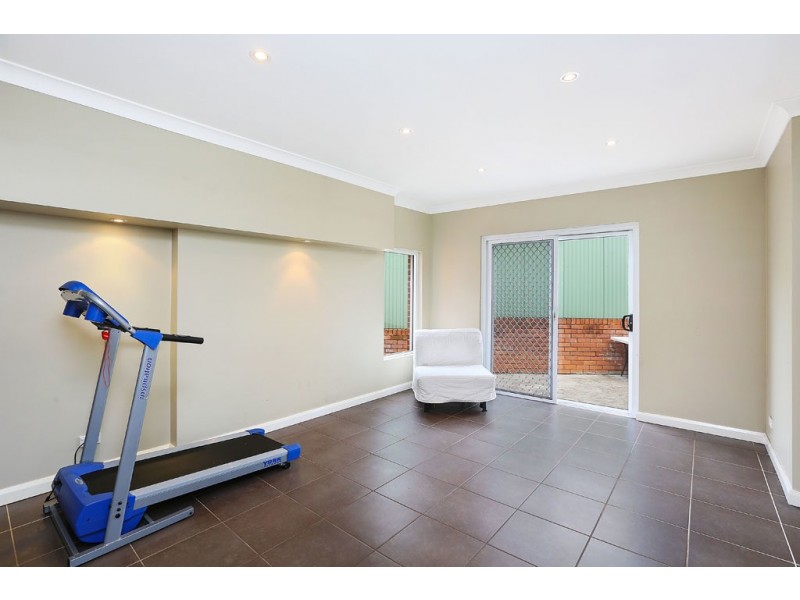 22 Loch Maree Parade, Concord West NSW 2138