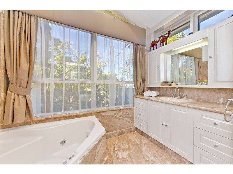 36 Dorking Road, Cabarita NSW 2137