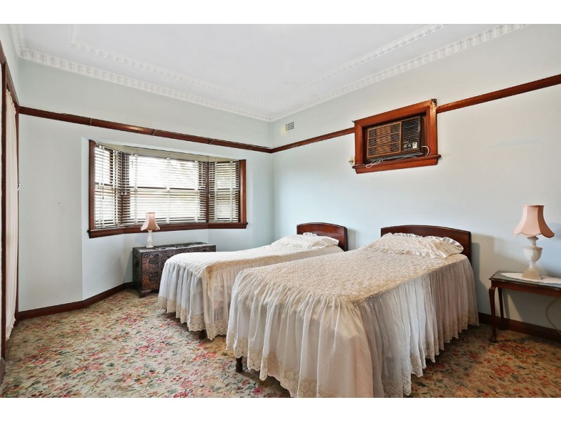 2 Nicholas Avenue, Concord NSW 2137