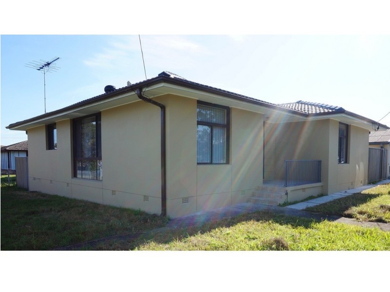 166 Carlisle Ave, Blackett NSW 2770