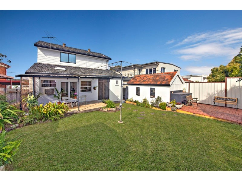 10 Dorking Road, Cabarita NSW 2137