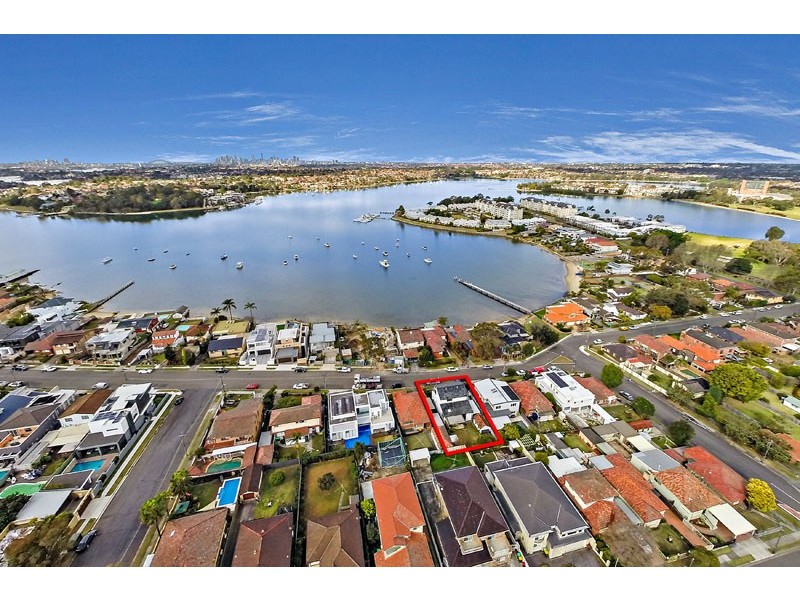 10 Dorking Road, Cabarita NSW 2137