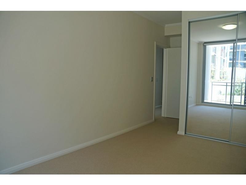 140/38 Shoreline Drive, Rhodes NSW 2138