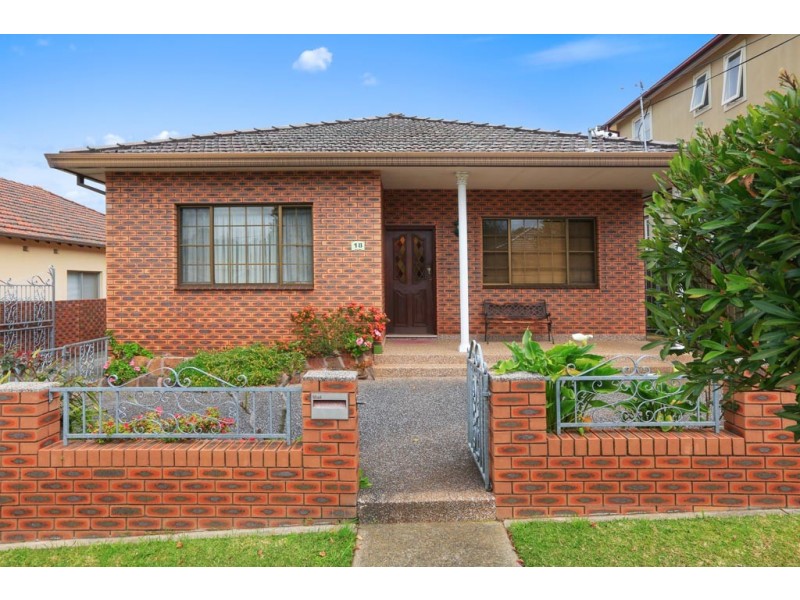 18 Evelyn Avenue, Concord NSW 2137