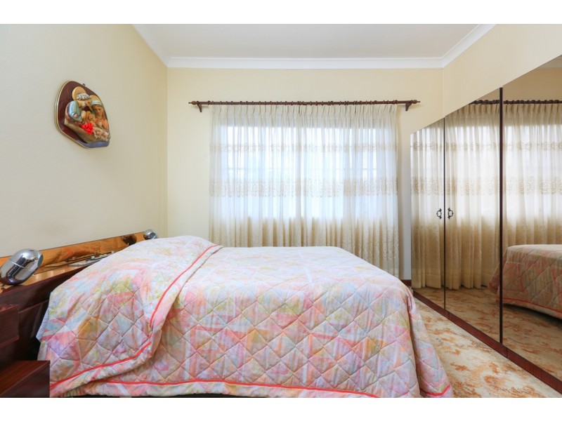 18 Evelyn Avenue, Concord NSW 2137