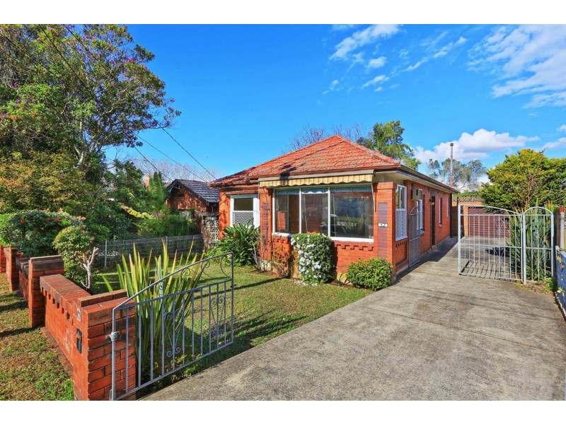 32 Hospital Road, Concord West NSW 2138