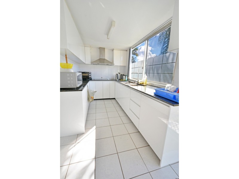Room 4/32 Lillian Road, Riverwood NSW 2210