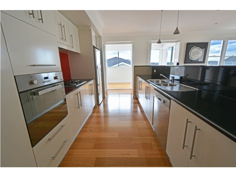 24/2-4 Woodlands Avenue, Breakfast Point NSW 2137