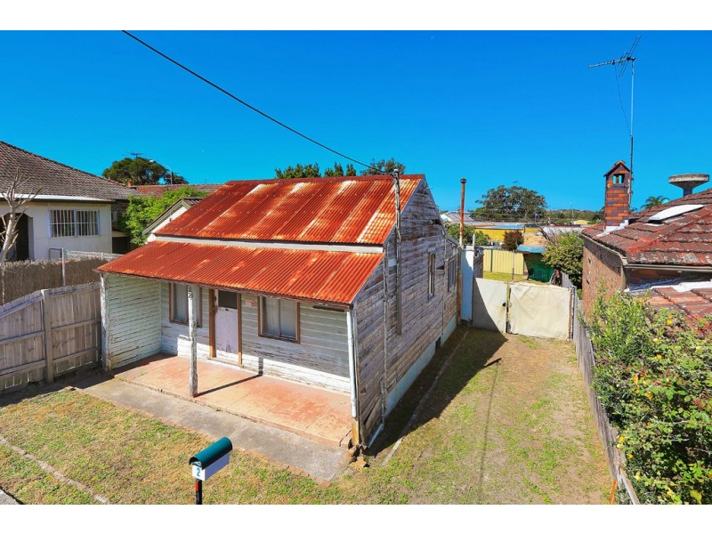 2 Cook Street, Tempe NSW 2044