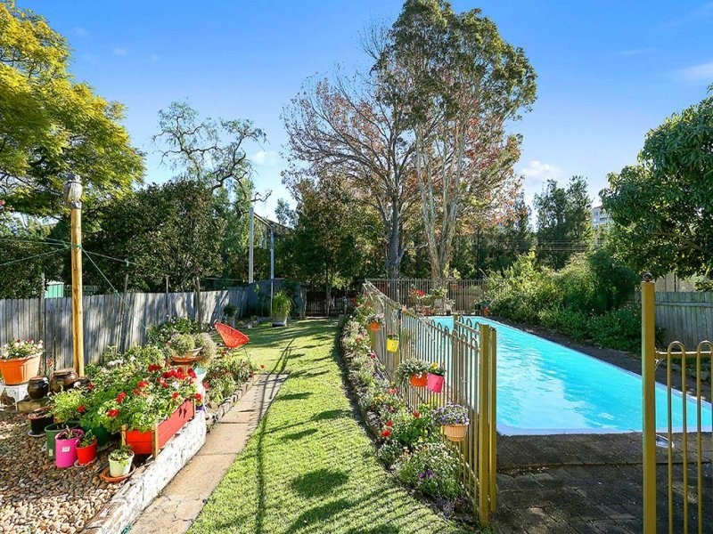 204 Queen Street, Concord West NSW 2138