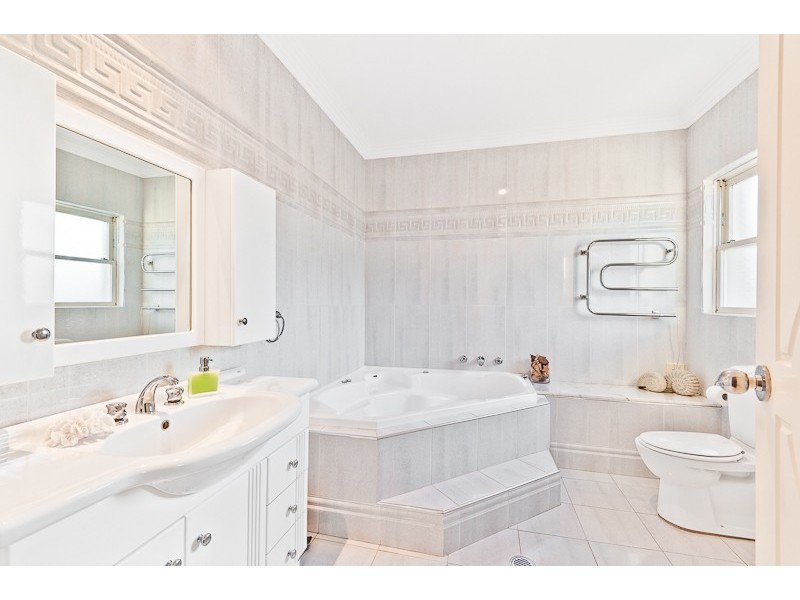 17 Trafalgar Parade, Concord NSW 2137