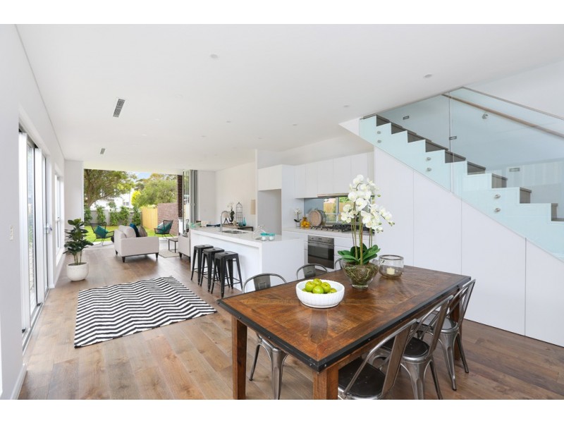 38 Russell Street, Russell Lea NSW 2046