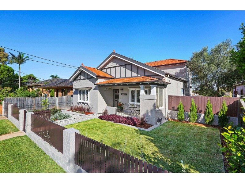 32 Archer Street, Concord NSW 2137