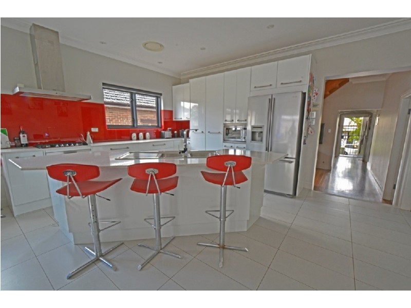 75 Bouvardia Street, Russell Lea NSW 2046