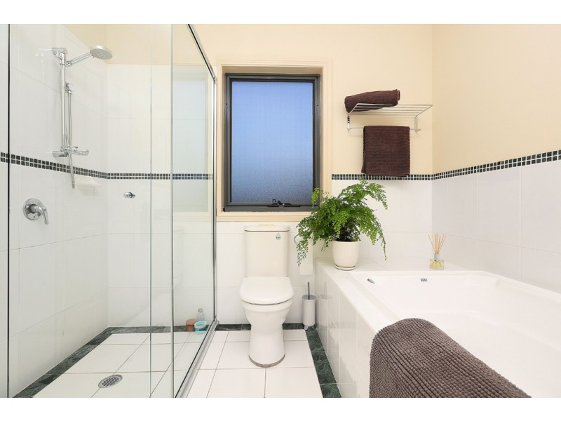 2 Adams Street, Breakfast Point NSW 2137