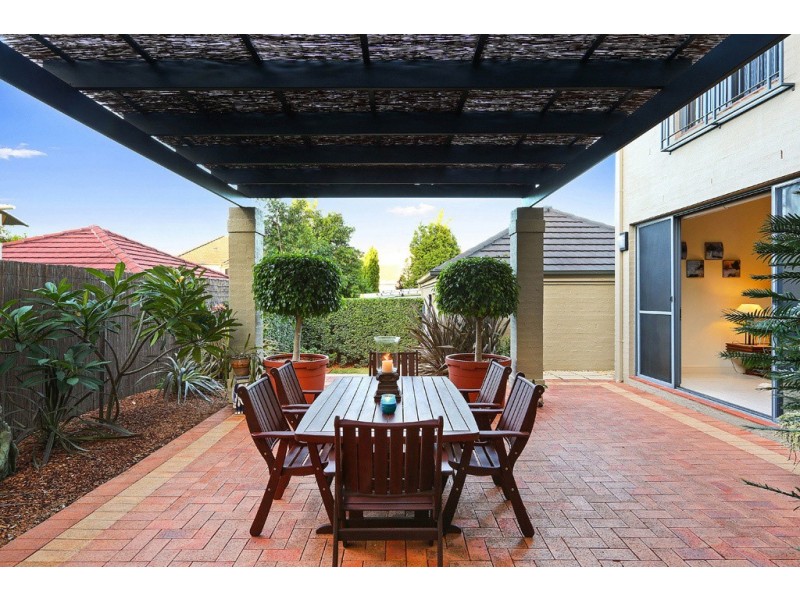 2 Adams Street, Breakfast Point NSW 2137