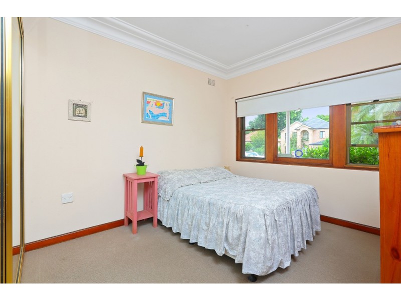 4 Duke Avenue, Concord NSW 2137