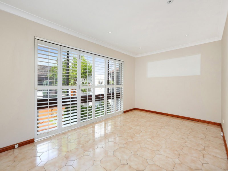 35 Melbourne Street, Concord NSW 2137