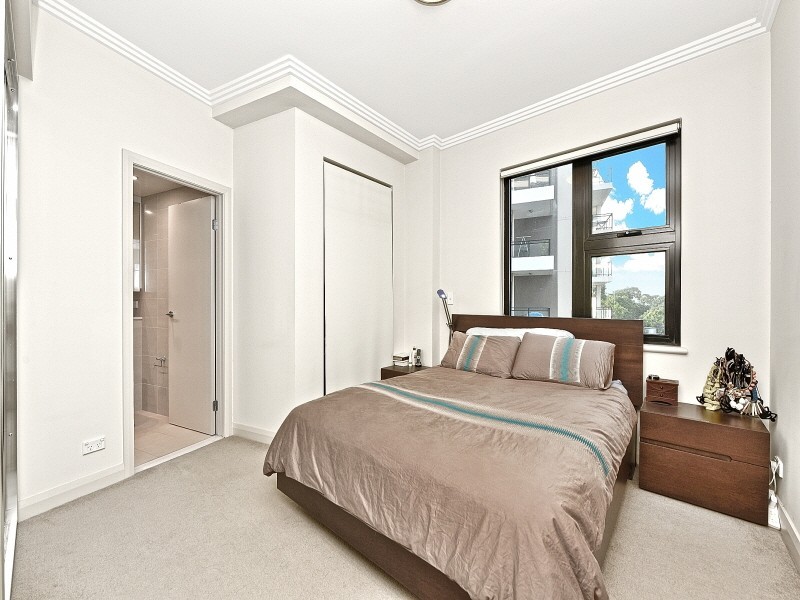 22/13 Bay Drive, Meadowbank NSW 2114