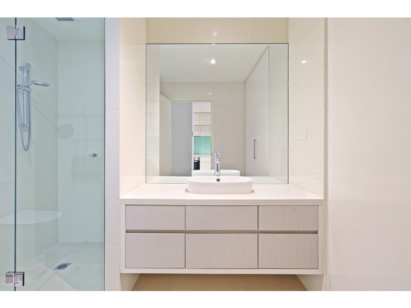 303/28 Peninsula Drive, Breakfast Point NSW 2137