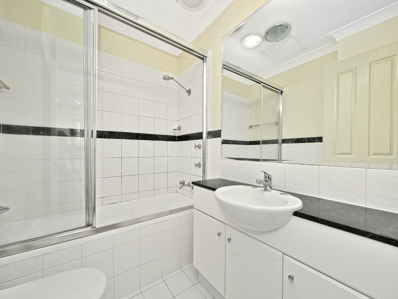 12 Powell Close, Liberty Grove NSW 2138