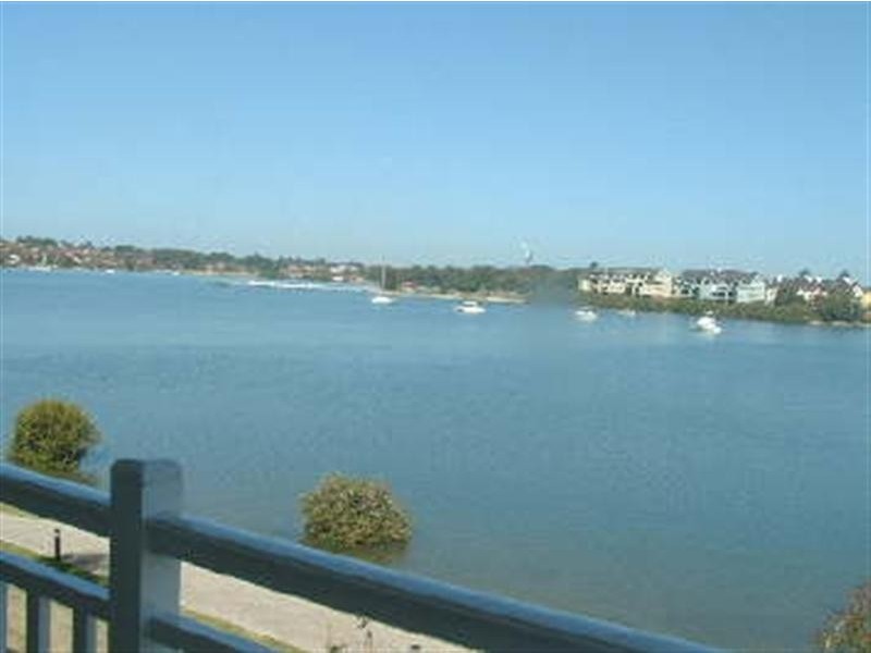 8 Jacaranda Drive, Cabarita NSW 2137