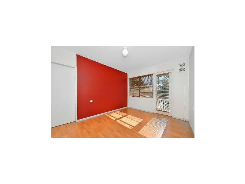 3/8 Marlene Crescent, Greenacre NSW 2190