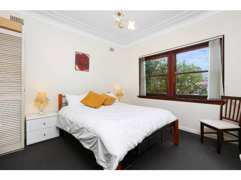 9 Moala Street, Concord West NSW 2138