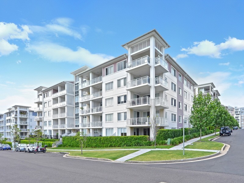 301/4 Rosewater Circuit, Breakfast Point NSW 2137