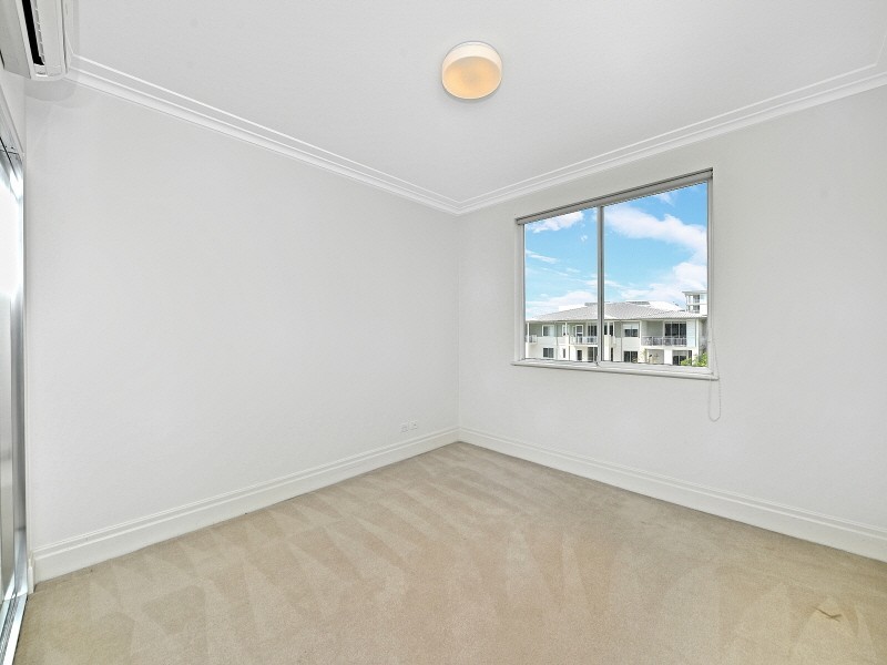 301/4 Rosewater Circuit, Breakfast Point NSW 2137