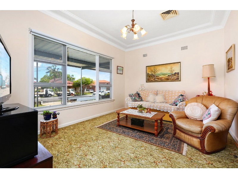 19 Kingston Avenue, Concord NSW 2137