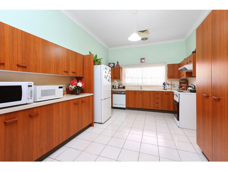 19 Kingston Avenue, Concord NSW 2137