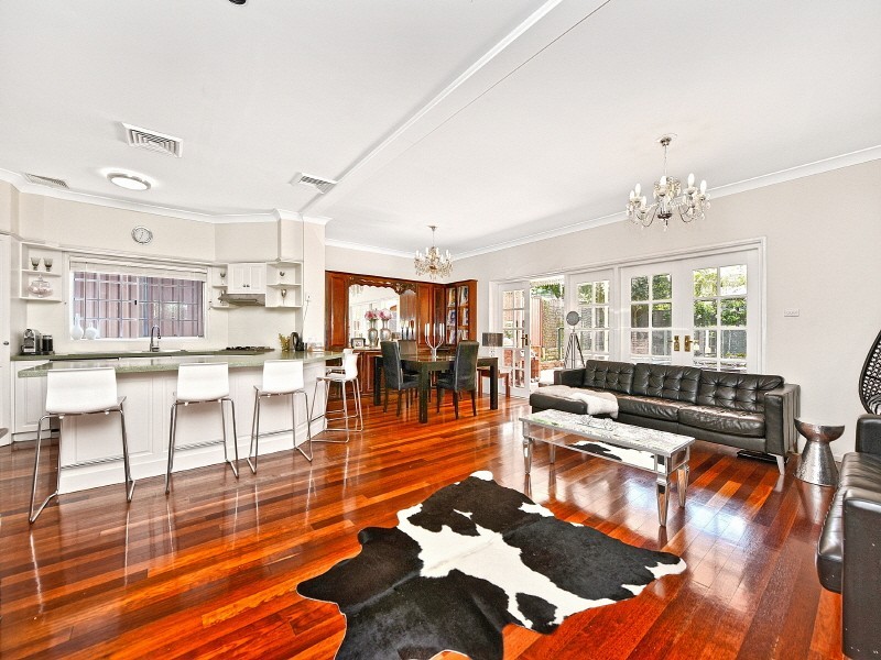 3 Waine Street, Cabarita NSW 2137