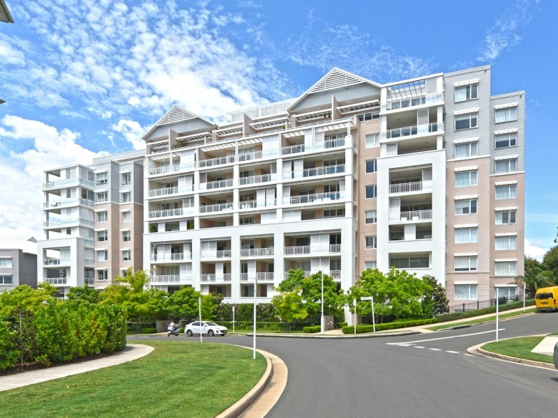 610/15-17 Peninsula Drive, Breakfast Point NSW 2137