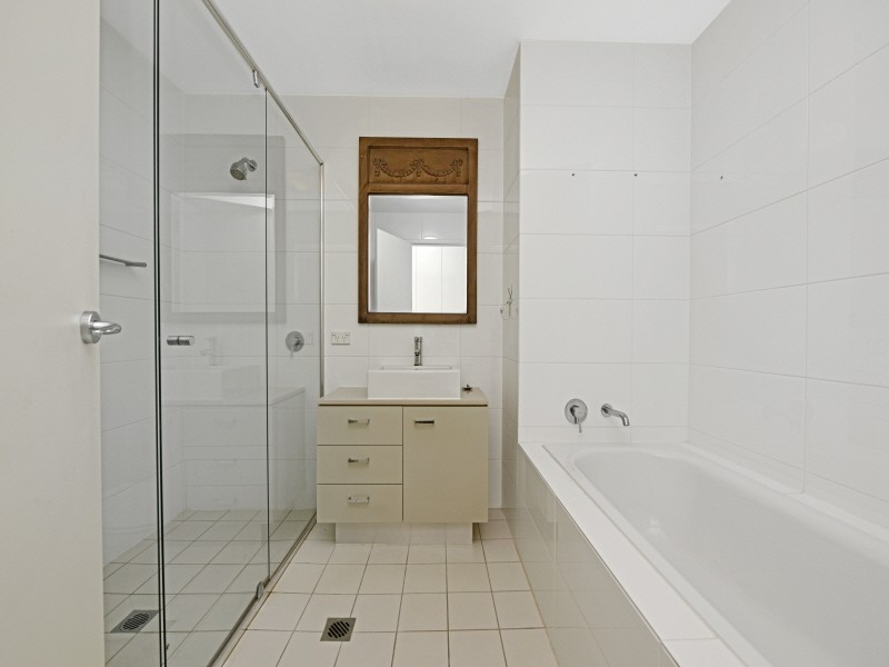 610/15-17 Peninsula Drive, Breakfast Point NSW 2137