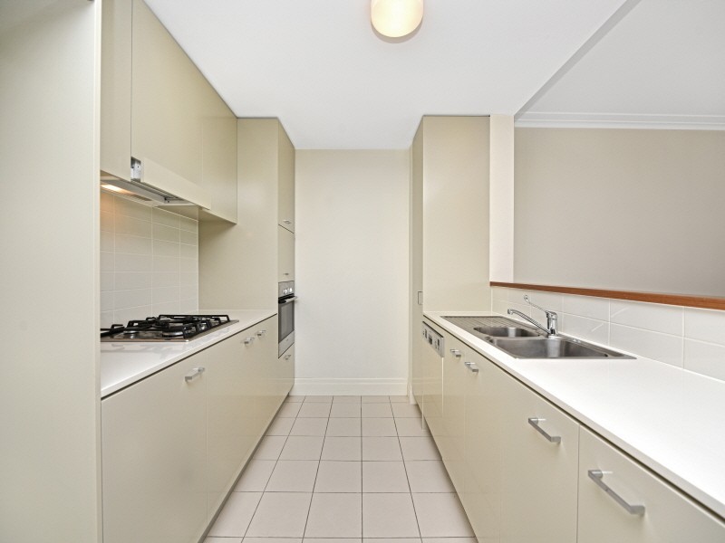 610/15-17 Peninsula Drive, Breakfast Point NSW 2137