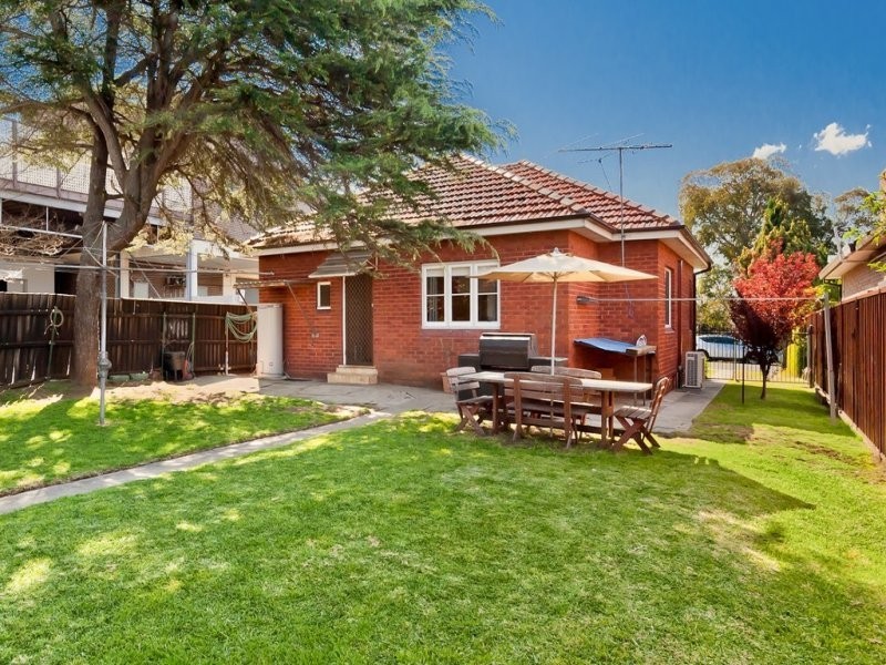 42 Clermont Avenue, Concord NSW 2137
