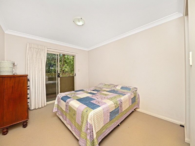 2/1 Bradley Pl, Liberty Grove NSW 2138
