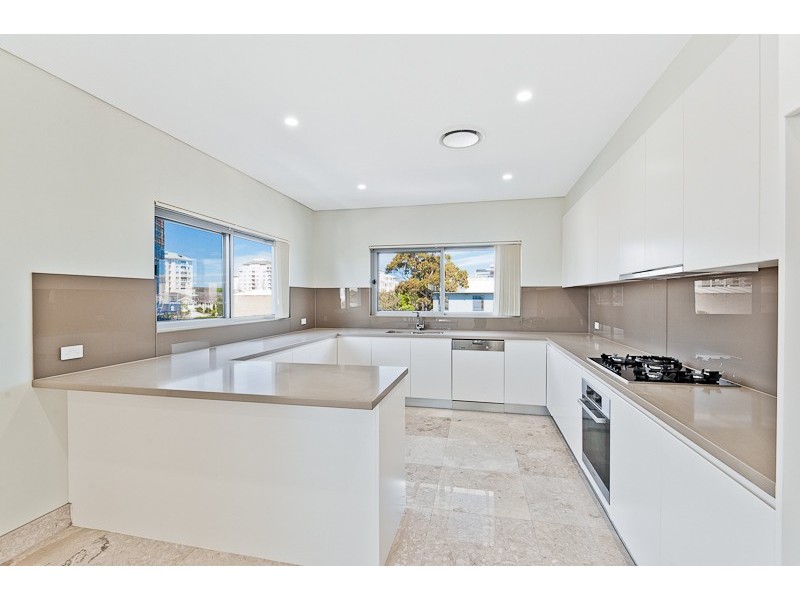 1/100 Tennyson Rd, Mortlake NSW 2137