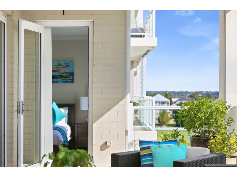 65/68 Village Drive, Breakfast Point NSW 2137