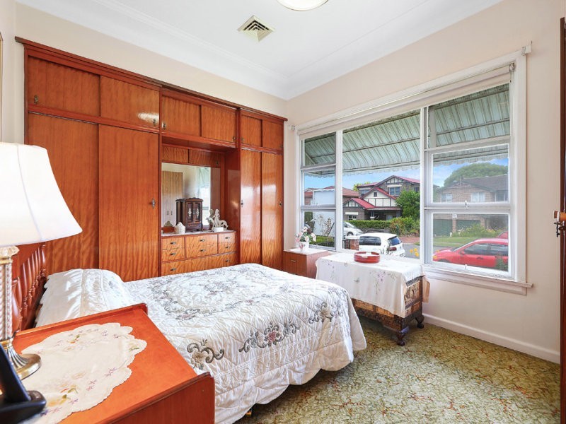 19 Kingston Avenue, Concord NSW 2137