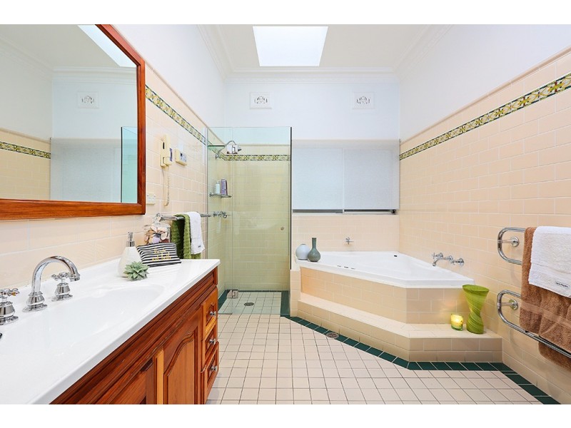 13 Jones Street, Concord NSW 2137