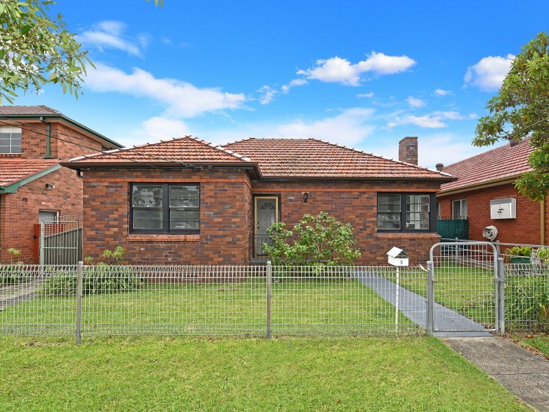 5 Wallace Street, Concord NSW 2137