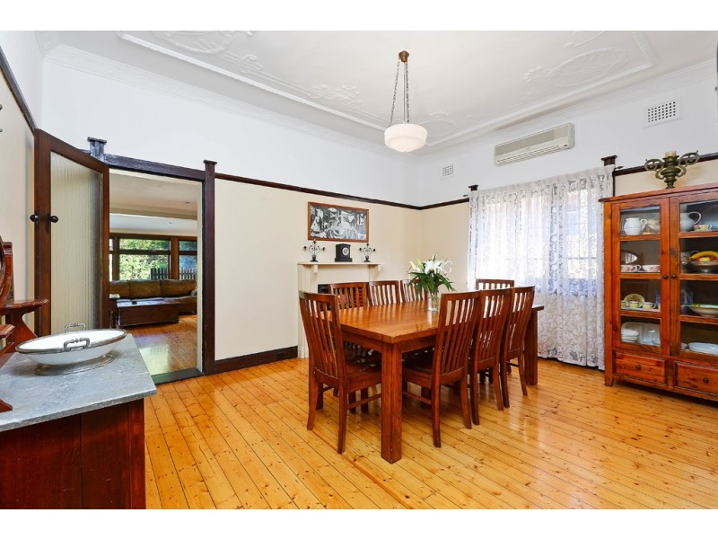 15 Holmwood Avenue, Strathfield South NSW 2136