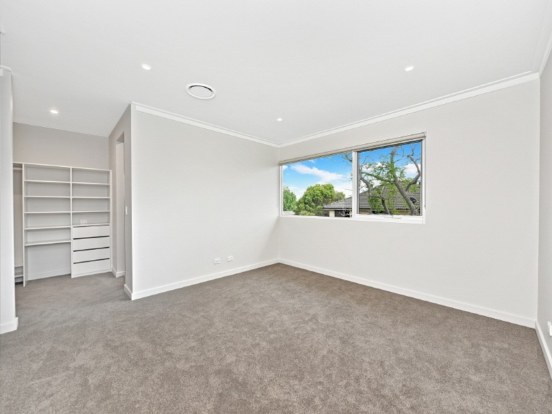 6a Tennyson Road, Concord NSW 2137