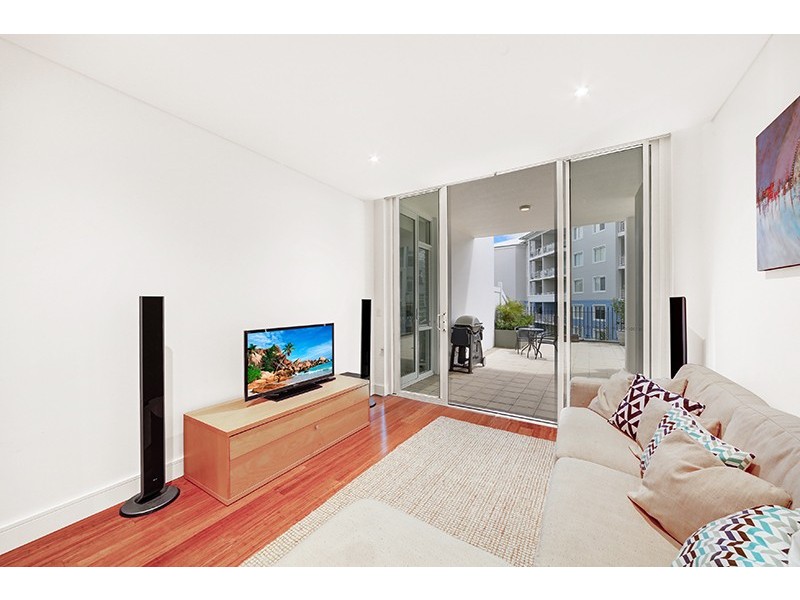 109/18 Woodlands Avenue, Breakfast Point NSW 2137